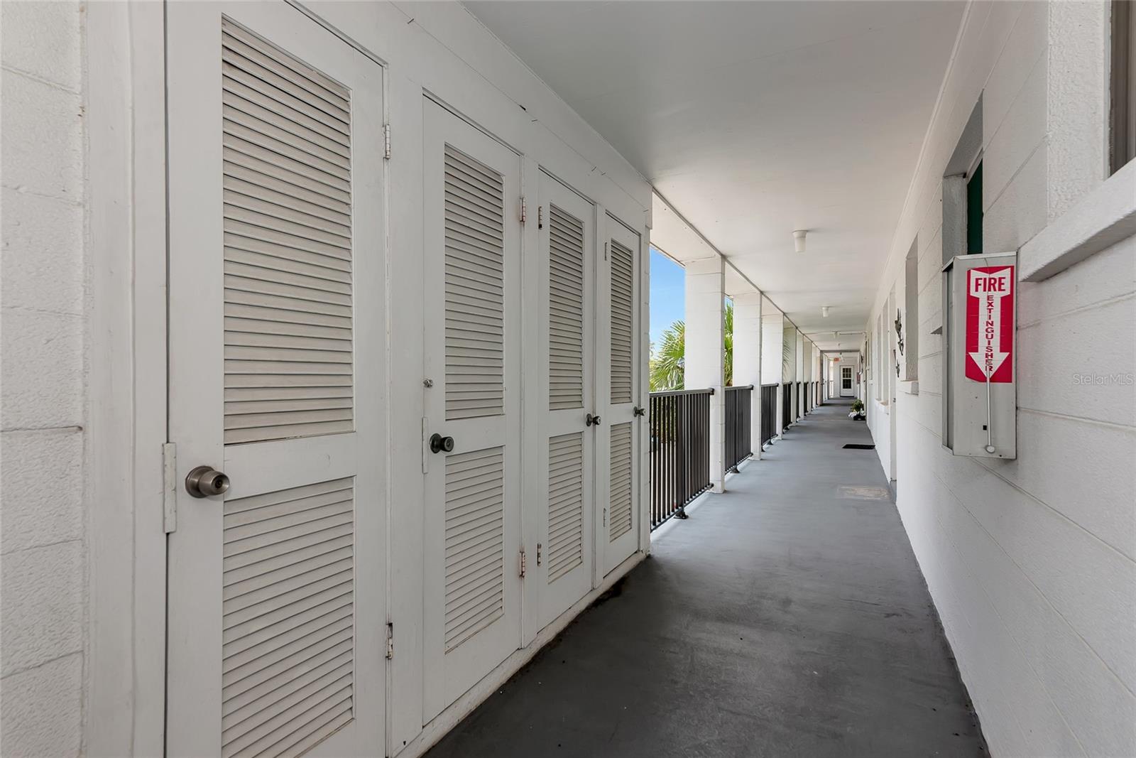 THE THIRD BAYSHORE - Residential