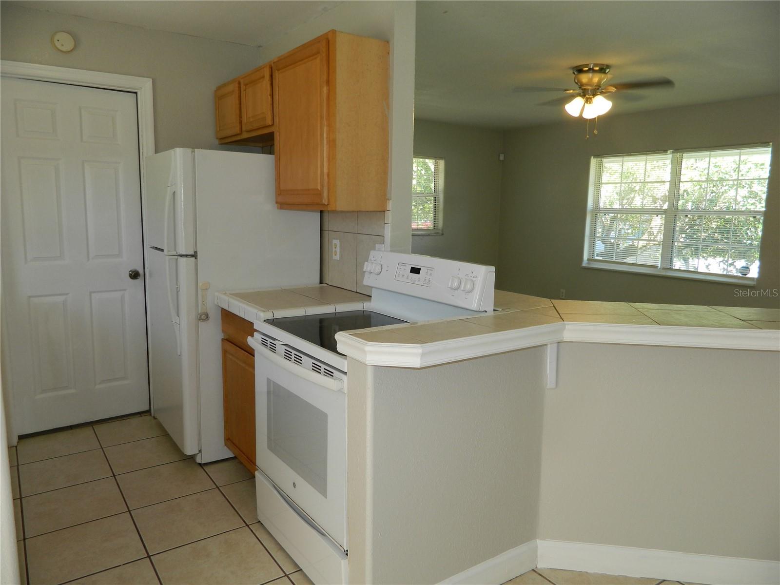 DELTONA LAKES UNIT 74 - Residential Lease