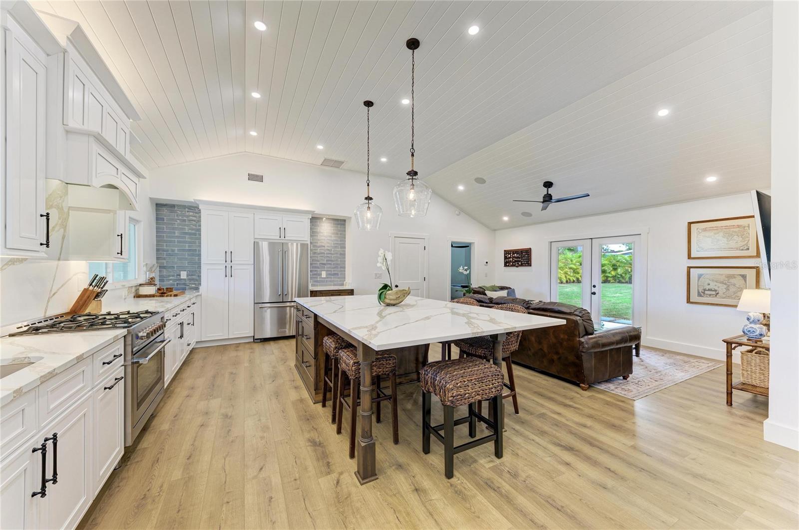 NO SUBDIVISION - Residential