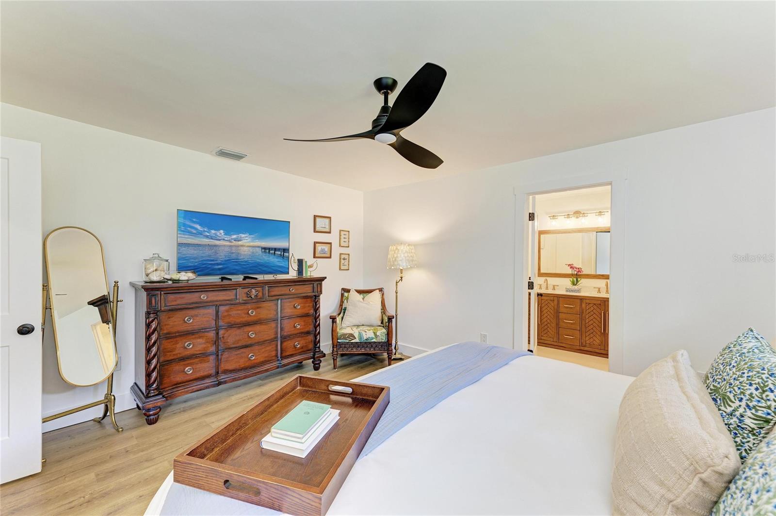 NO SUBDIVISION - Residential