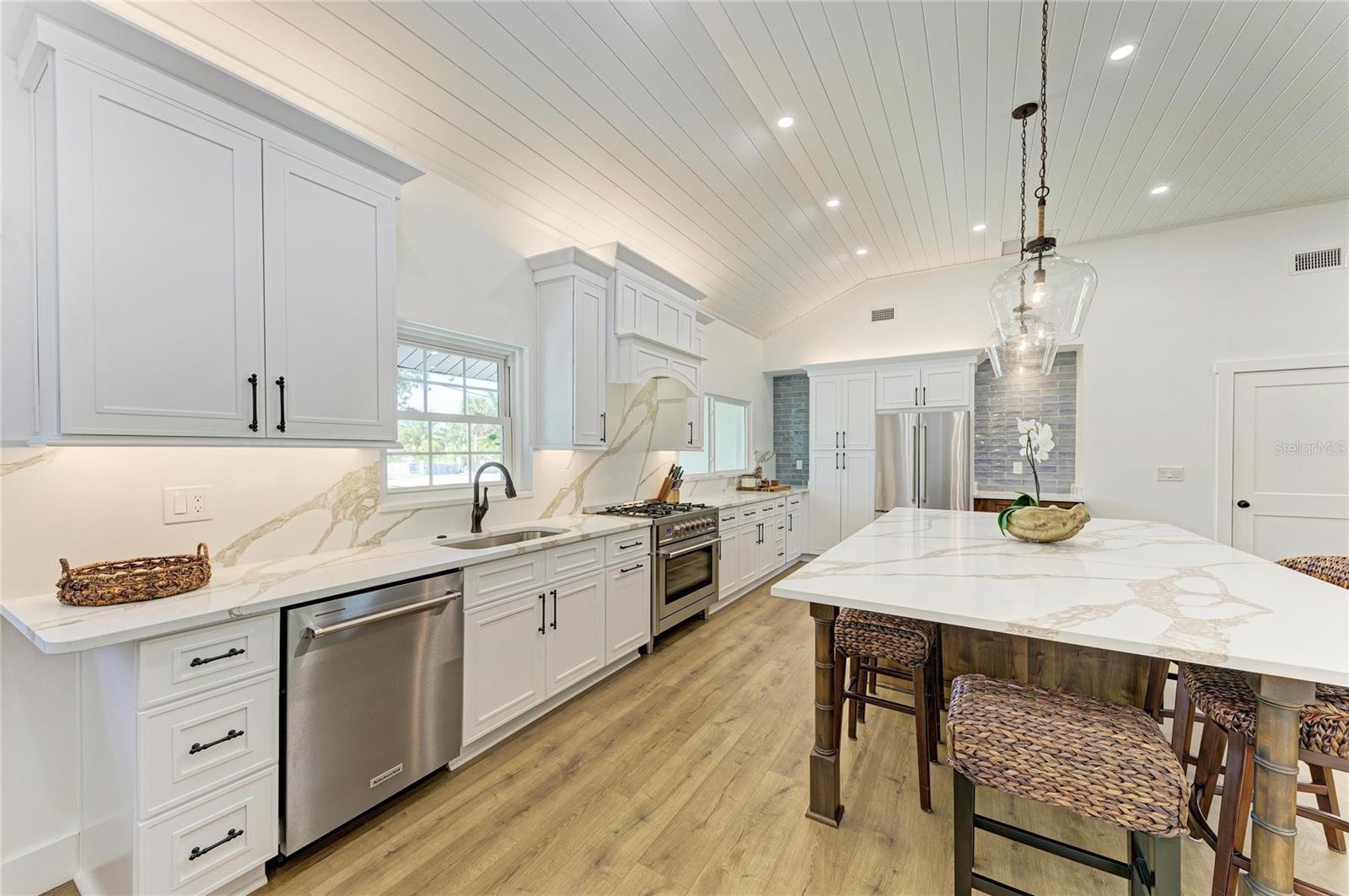 NO SUBDIVISION - Residential