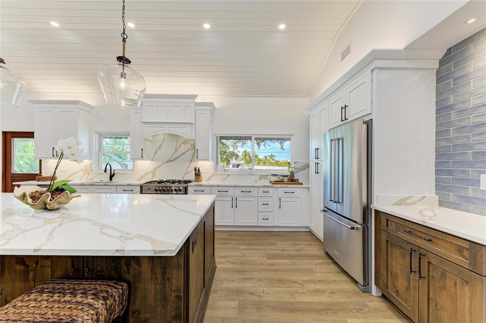 NO SUBDIVISION - Residential