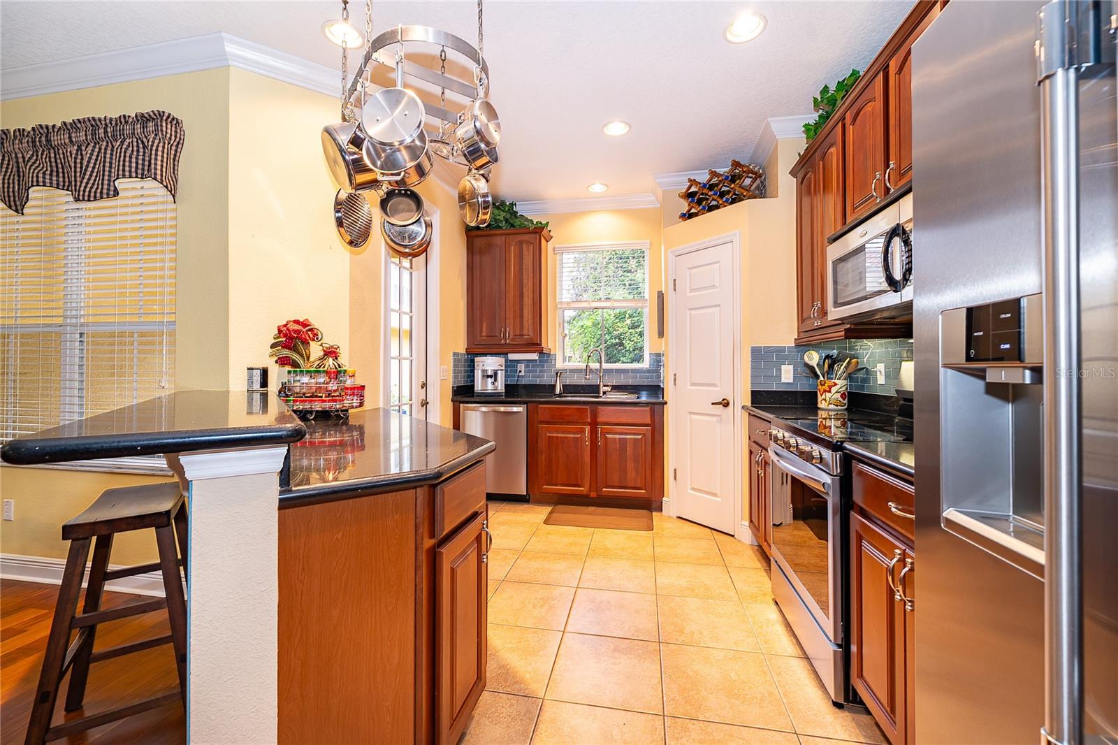 MILLENIUM PARC B C D E & G - Residential