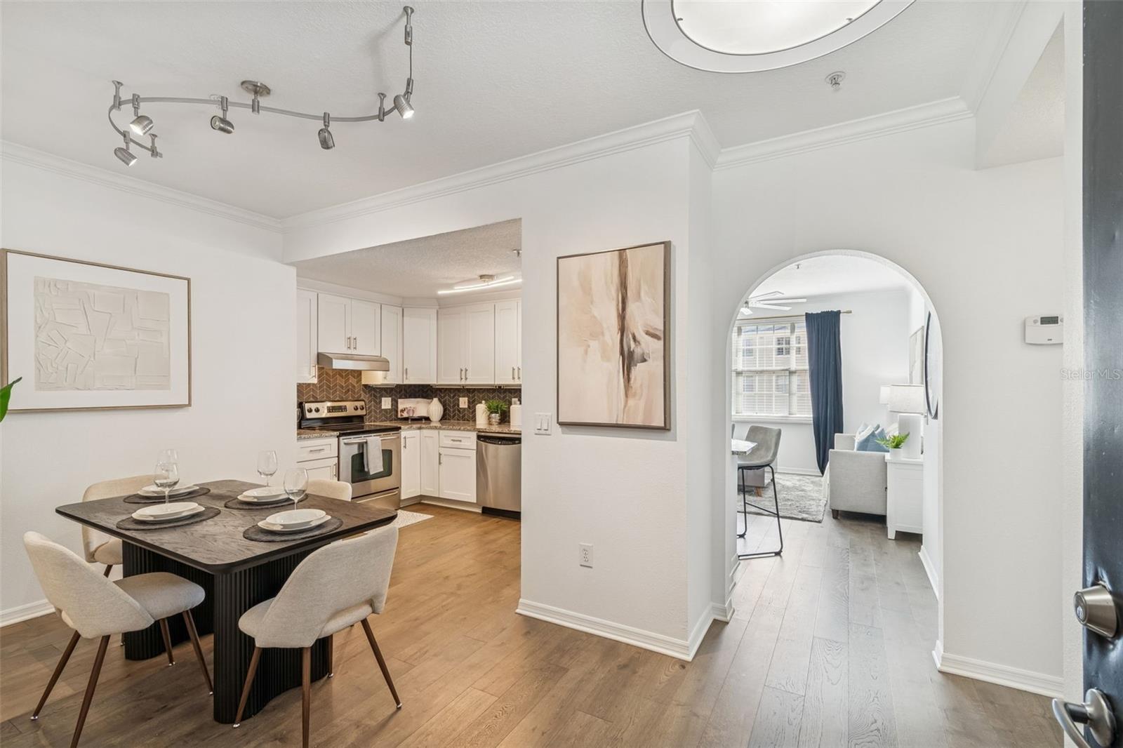 501 KNIGHTS RUN AVENUE 2206