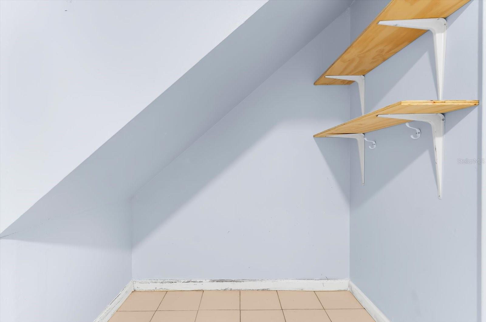 BENEVA RIDGE - Residential