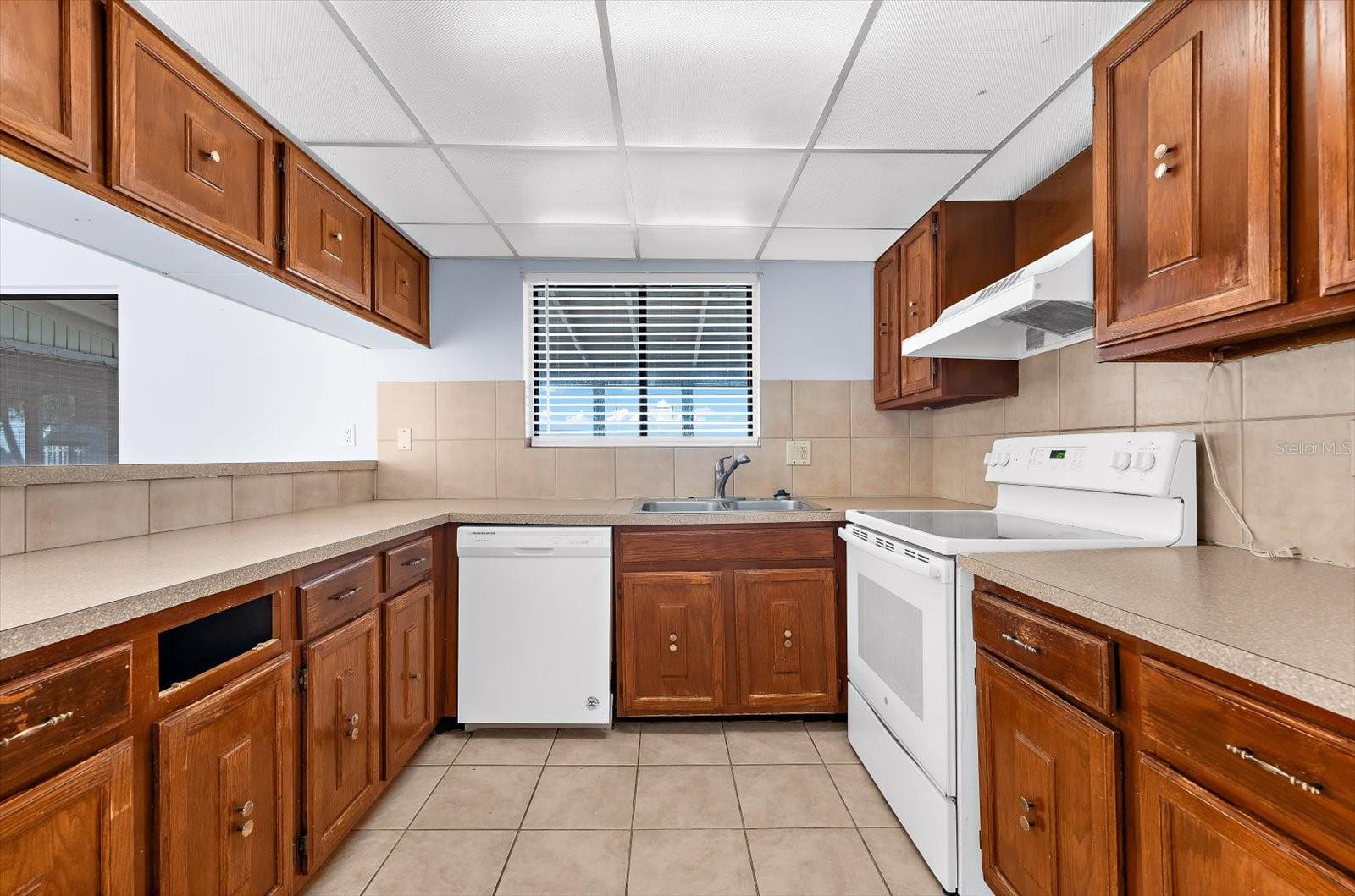 BENEVA RIDGE - Residential