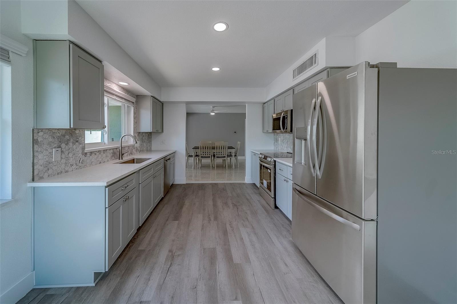 BELLEVUE ESTATES 4TH ADD - Residential