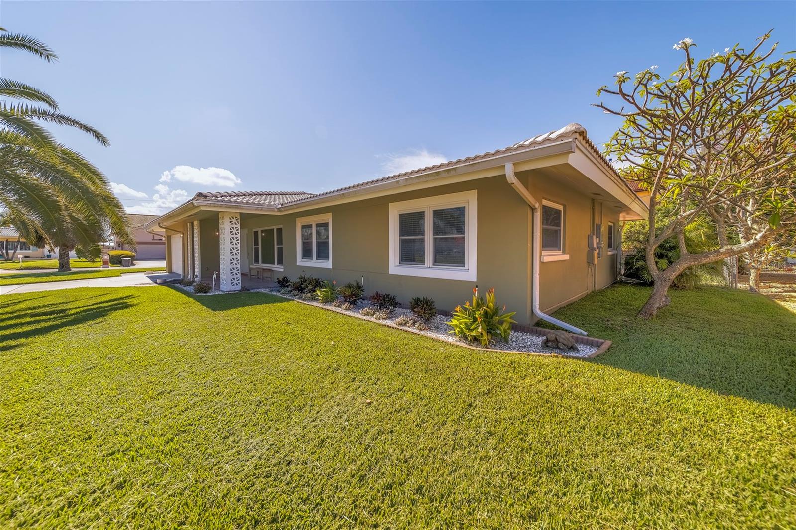 BELLEVUE ESTATES 4TH ADD - Residential