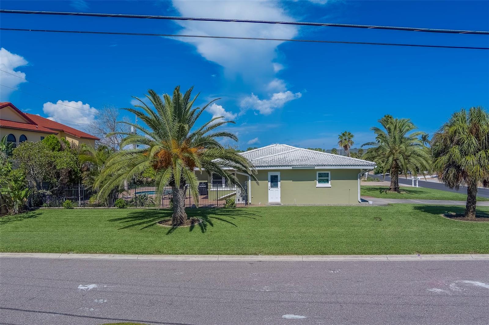 BELLEVUE ESTATES 4TH ADD - Residential