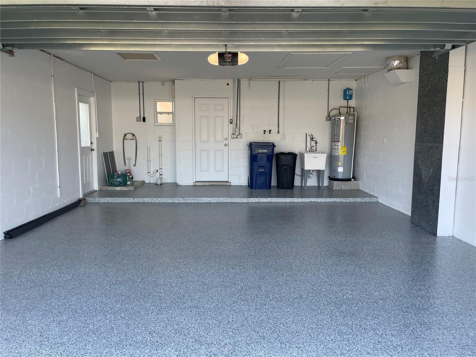 BELLEVUE ESTATES 4TH ADD - Residential