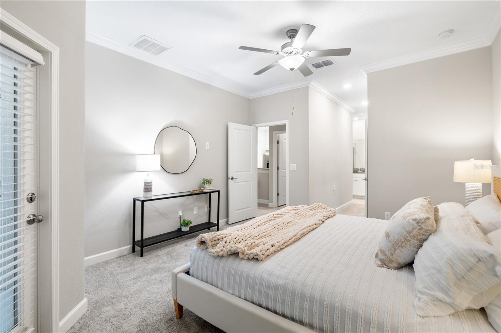 WILLOW SQUARE TWNHMS - Residential
