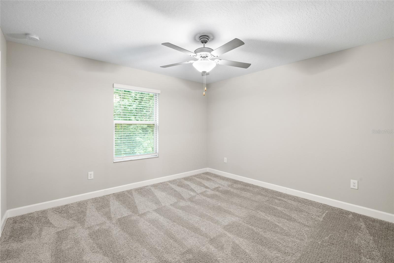 WILLOW SQUARE TWNHMS - Residential