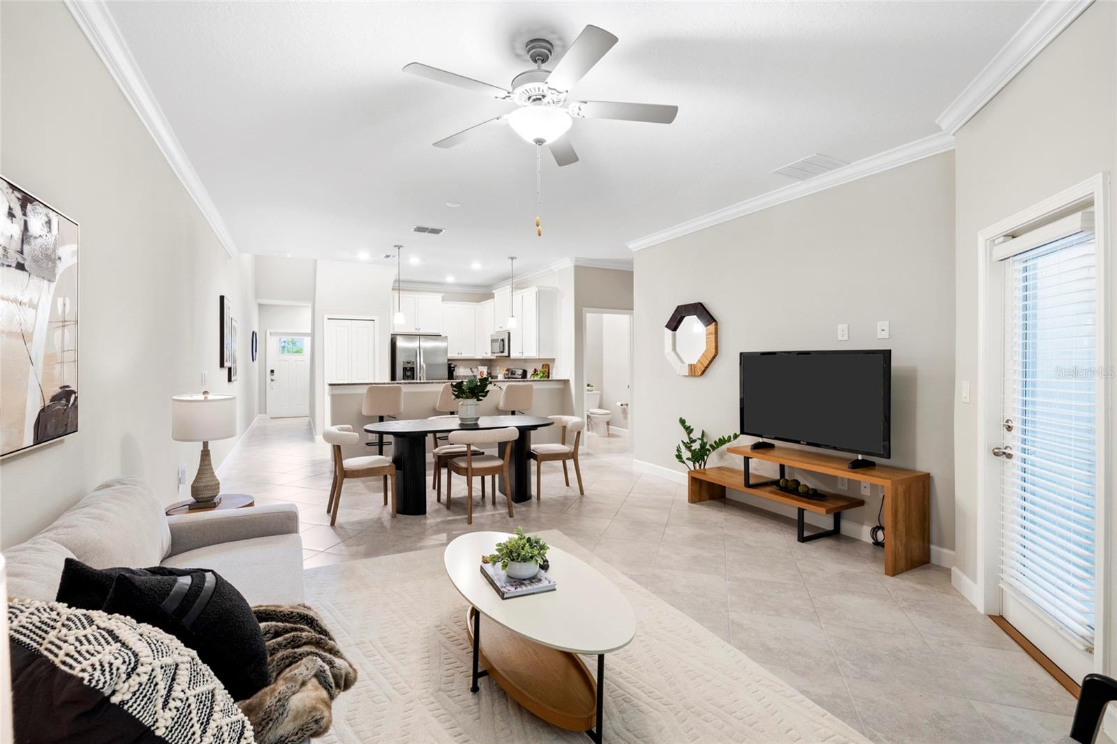 WILLOW SQUARE TWNHMS - Residential