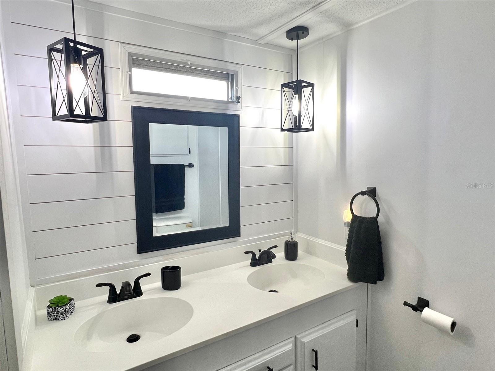 HARBOR COVE - Residential