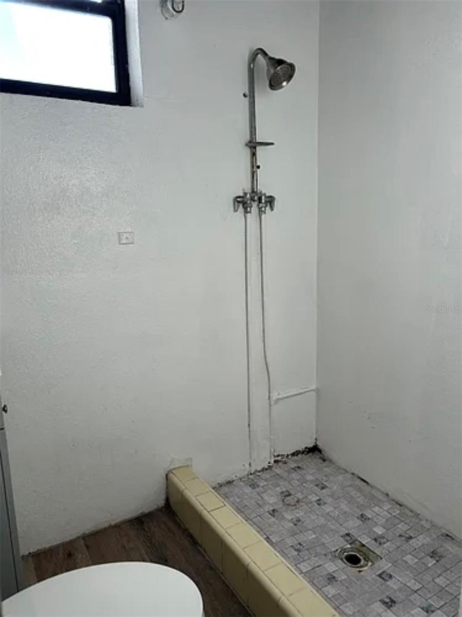 MEADOW LAWN 2ND ADD - Residential