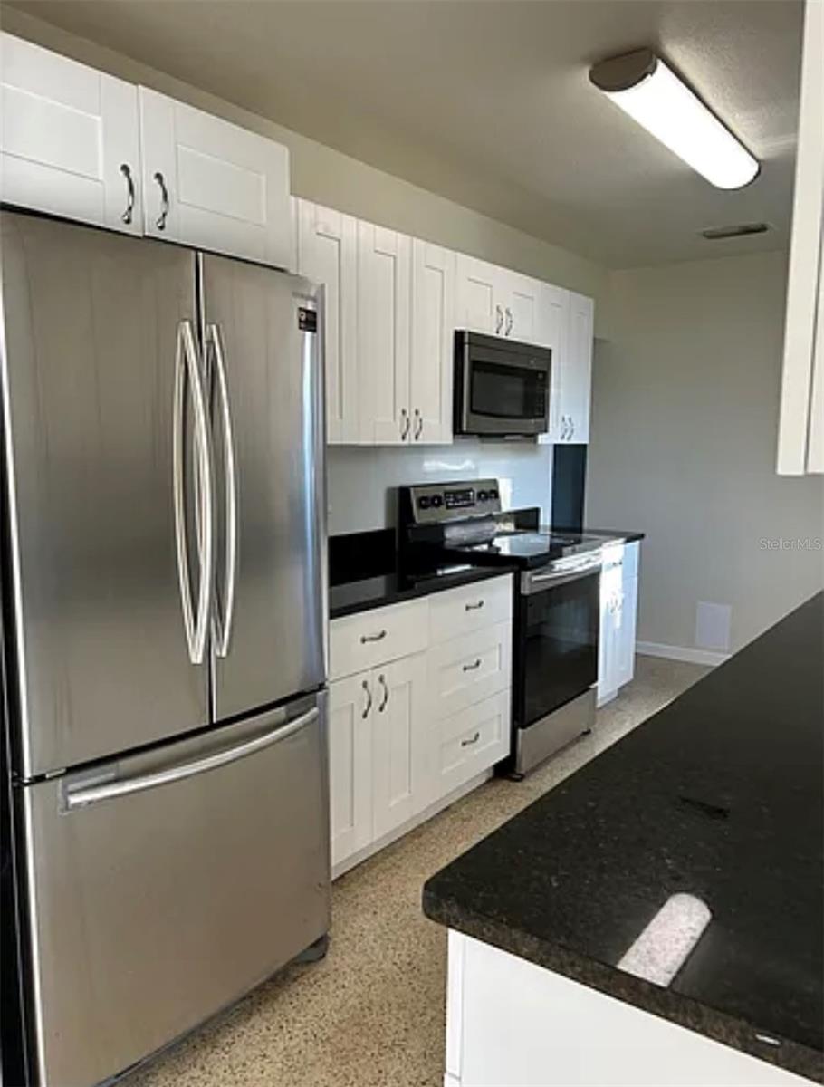 MEADOW LAWN 2ND ADD - Residential