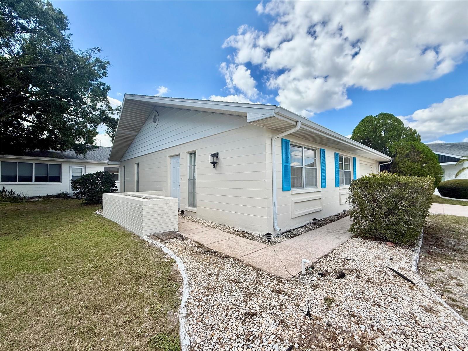 216 GENET COURT