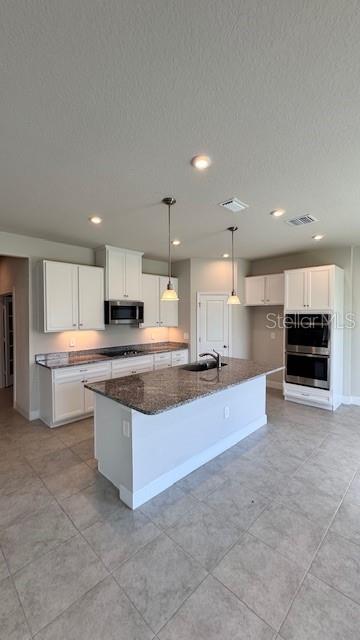 0580100; AVALON WOODS PH II; LOT 108; PB 78/153 - Residential