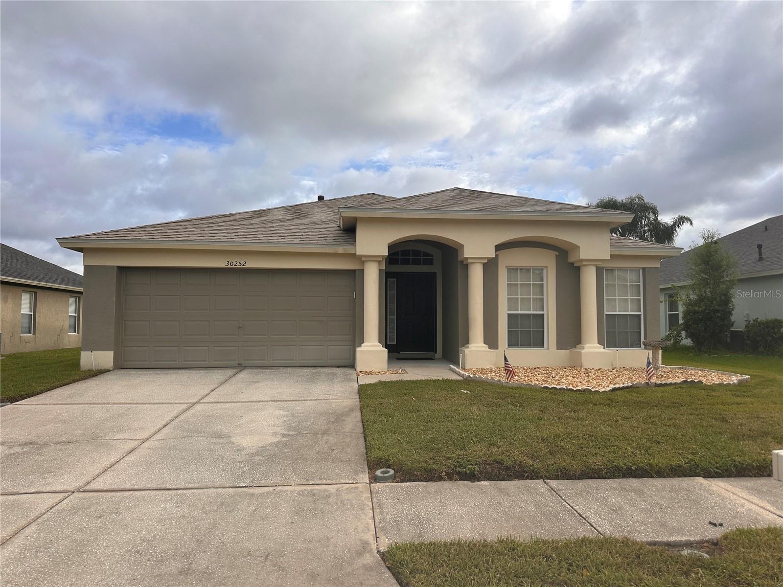 MEADOW POINTE PRCL 15 UN 2 REP - Residential Lease