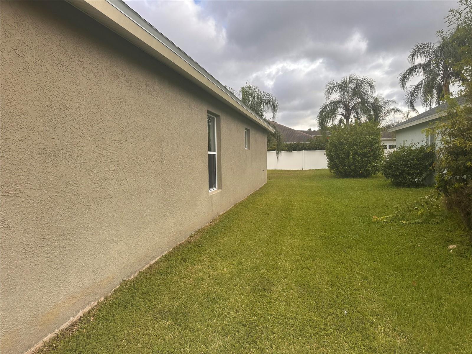 MEADOW POINTE PRCL 15 UN 2 REP - Residential Lease