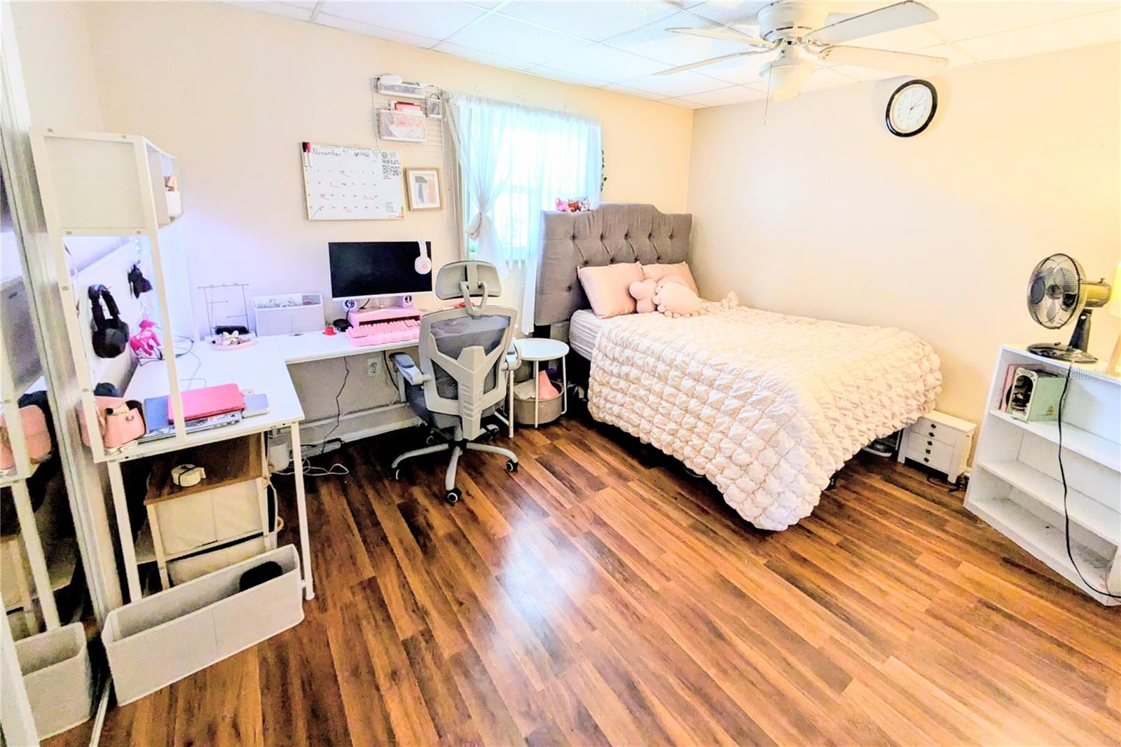 PLAZA VIEW APTS UN 04 - Residential