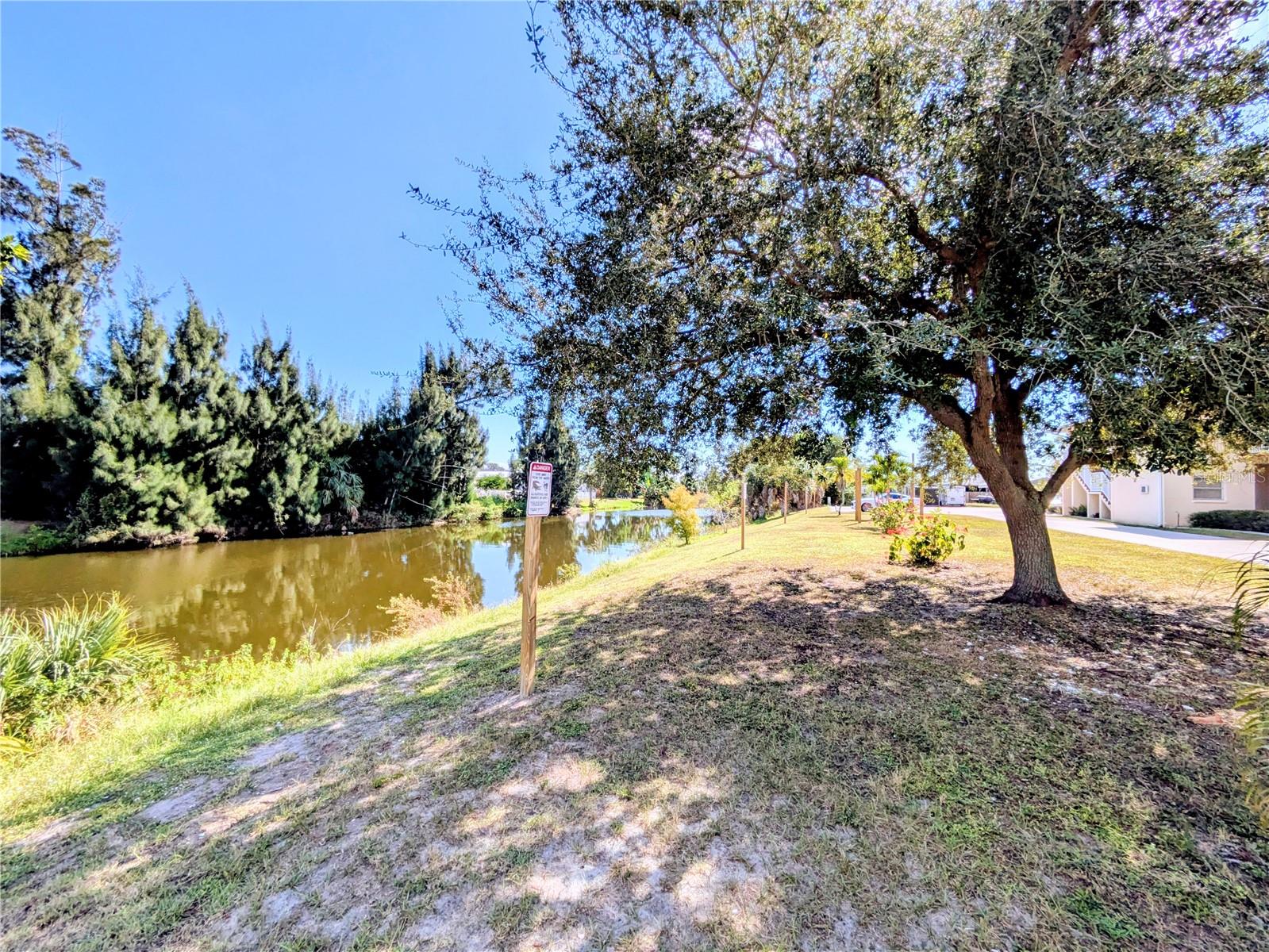 PLAZA VIEW APTS UN 04 - Residential