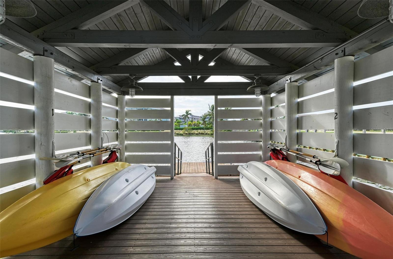 EDGEWATER WALK ON HARBOUR ISLE 5-36 - Residential