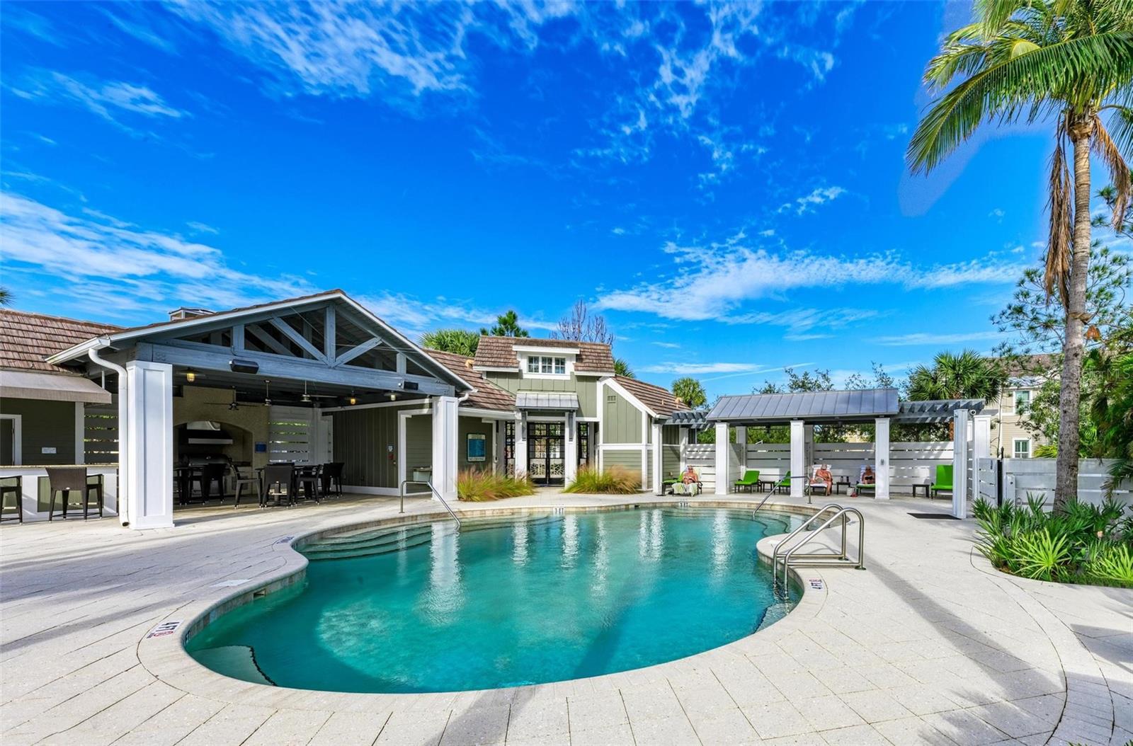 EDGEWATER WALK ON HARBOUR ISLE 5-36 - Residential