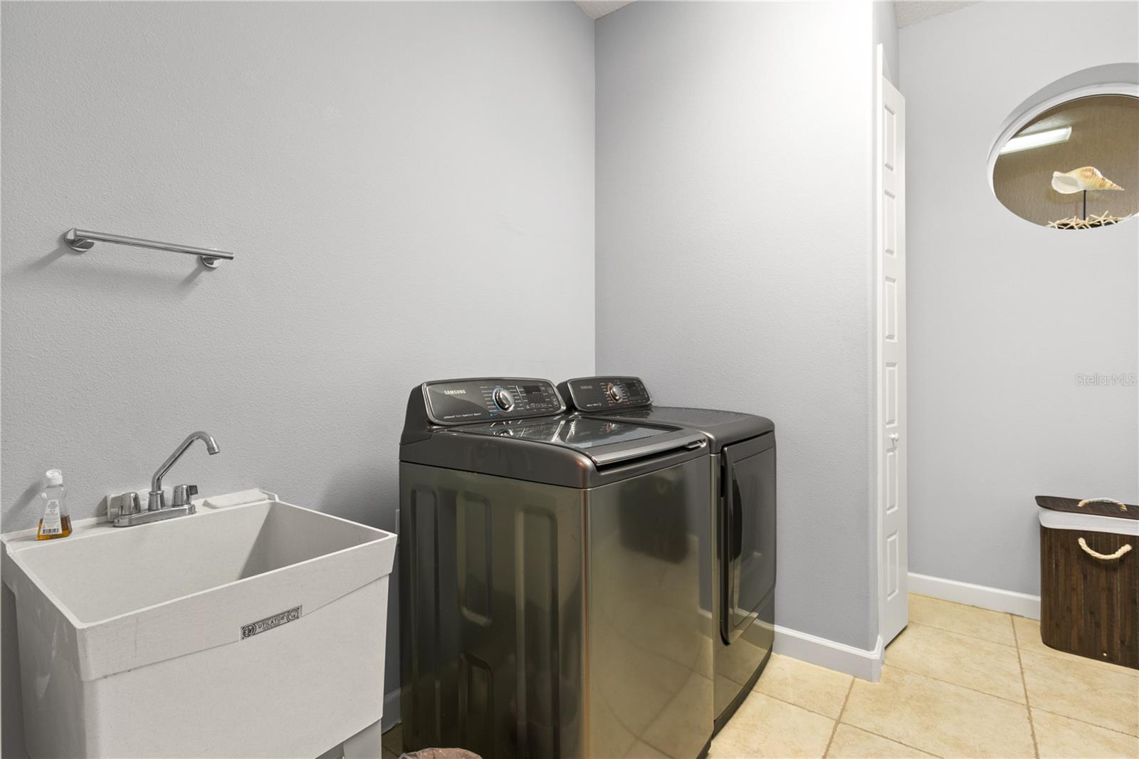 LAKES/MOUNT DORA PH 2 - Residential