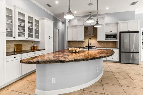 Tiny photo for 8065 Bridgeport Bay Circle, Mount Dora, FL 32757 (MLS # G5103865)