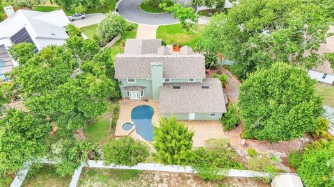 A home in LAKELAND