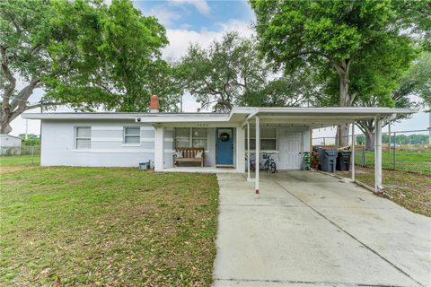 Photo of 3426 Hickory Street NW, Winter Haven, FL 33881 (MLS # O6398170)
