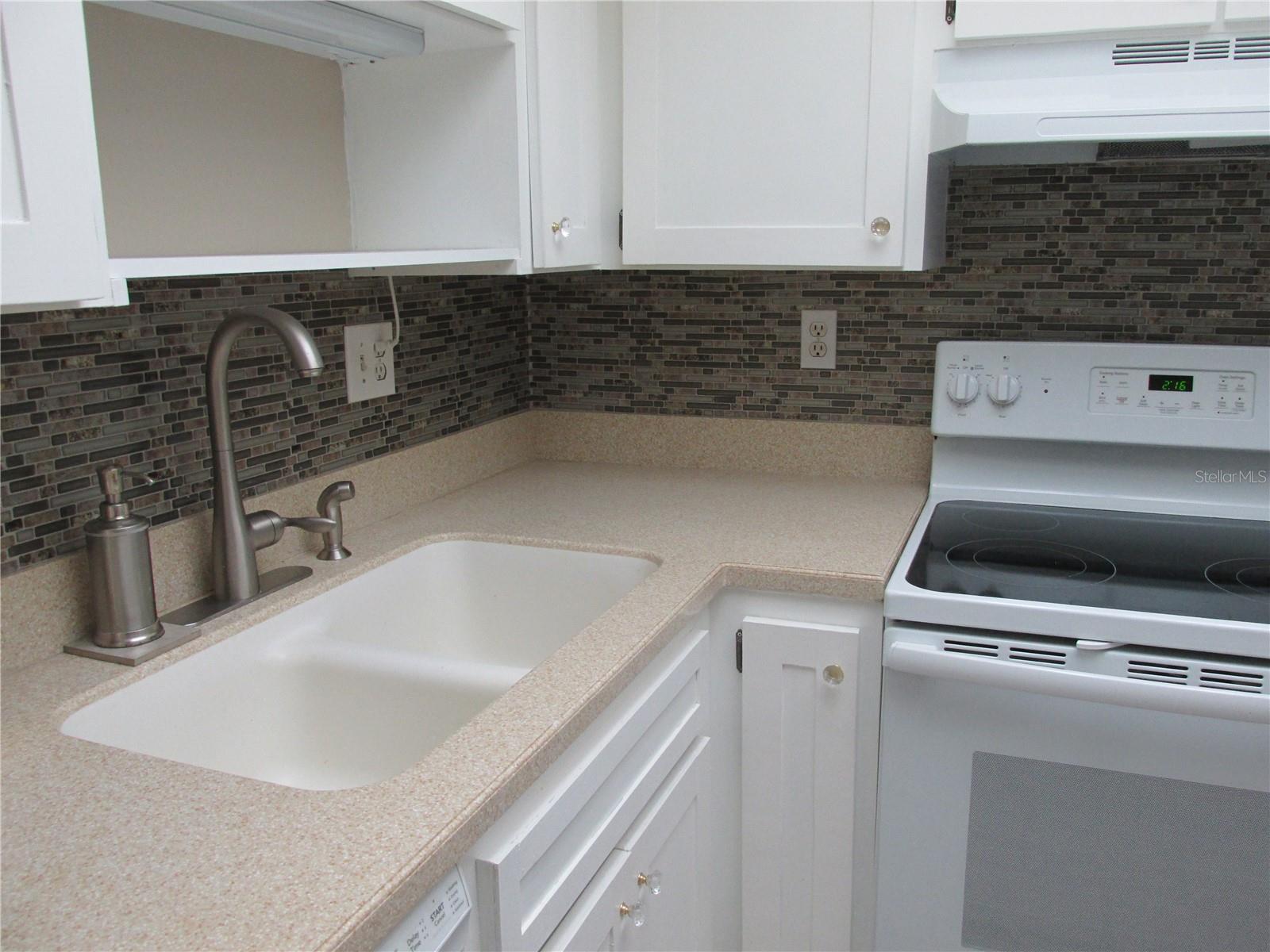 BIRD BAY VILLAGE / SANDPIPER APTS - Residential