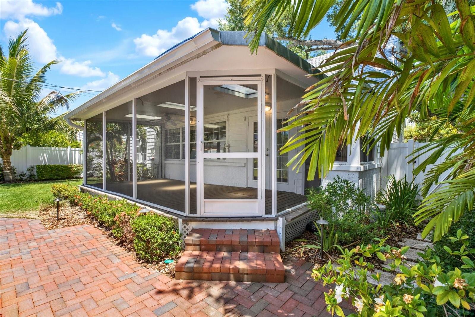 SNELL & HAMLETTS NORTH SHORE ADD - Residential