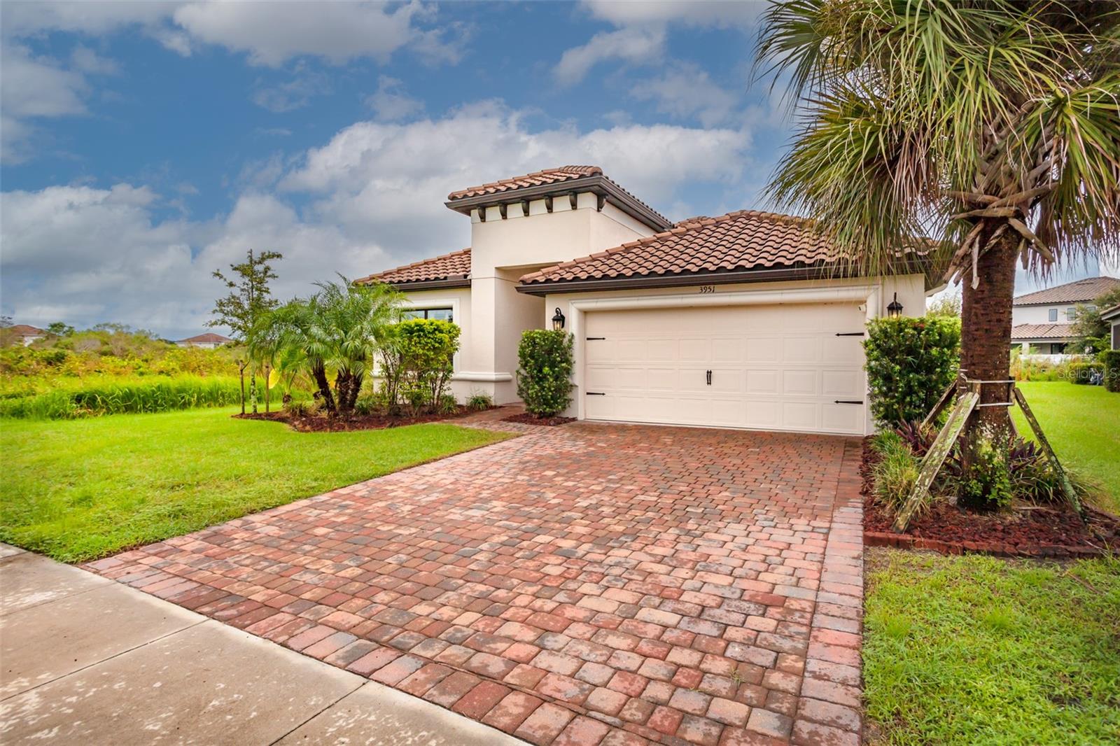 3951 CARRICK BEND DRIVE
