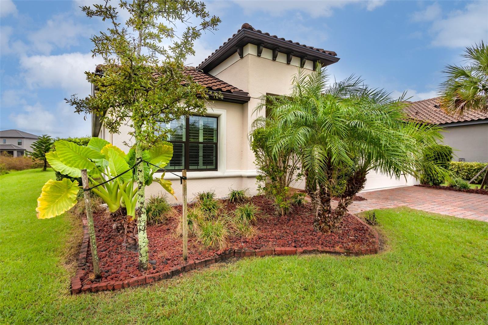 3951 CARRICK BEND DRIVE