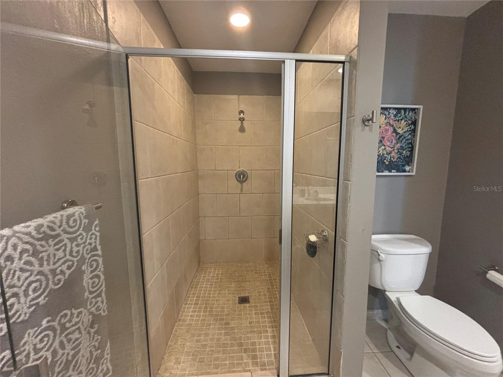 GRAND CENTRAL AT KENNEDY RESID - Residential