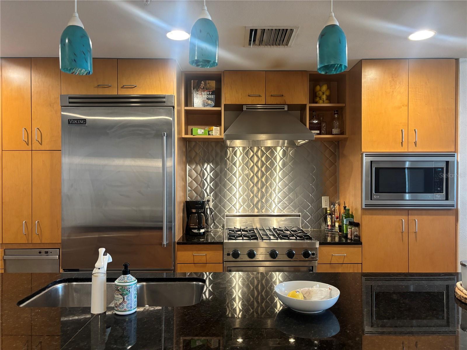 GRAND CENTRAL AT KENNEDY RESID - Residential