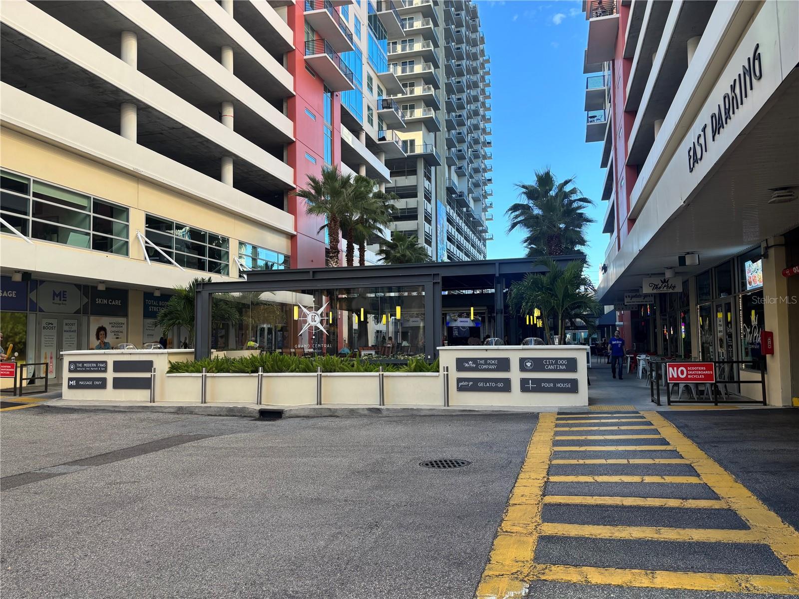GRAND CENTRAL AT KENNEDY RESID - Residential