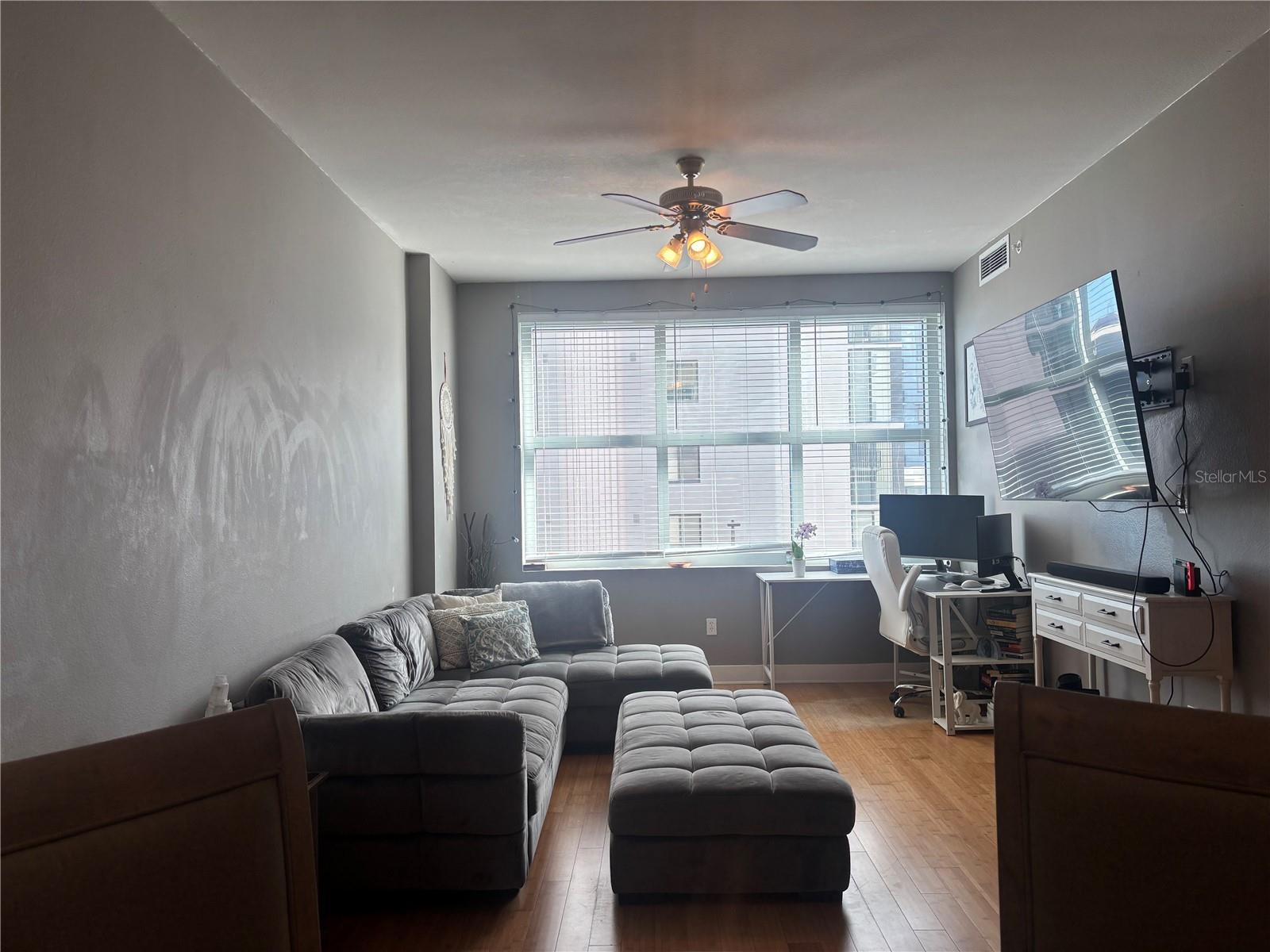 GRAND CENTRAL AT KENNEDY RESID - Residential