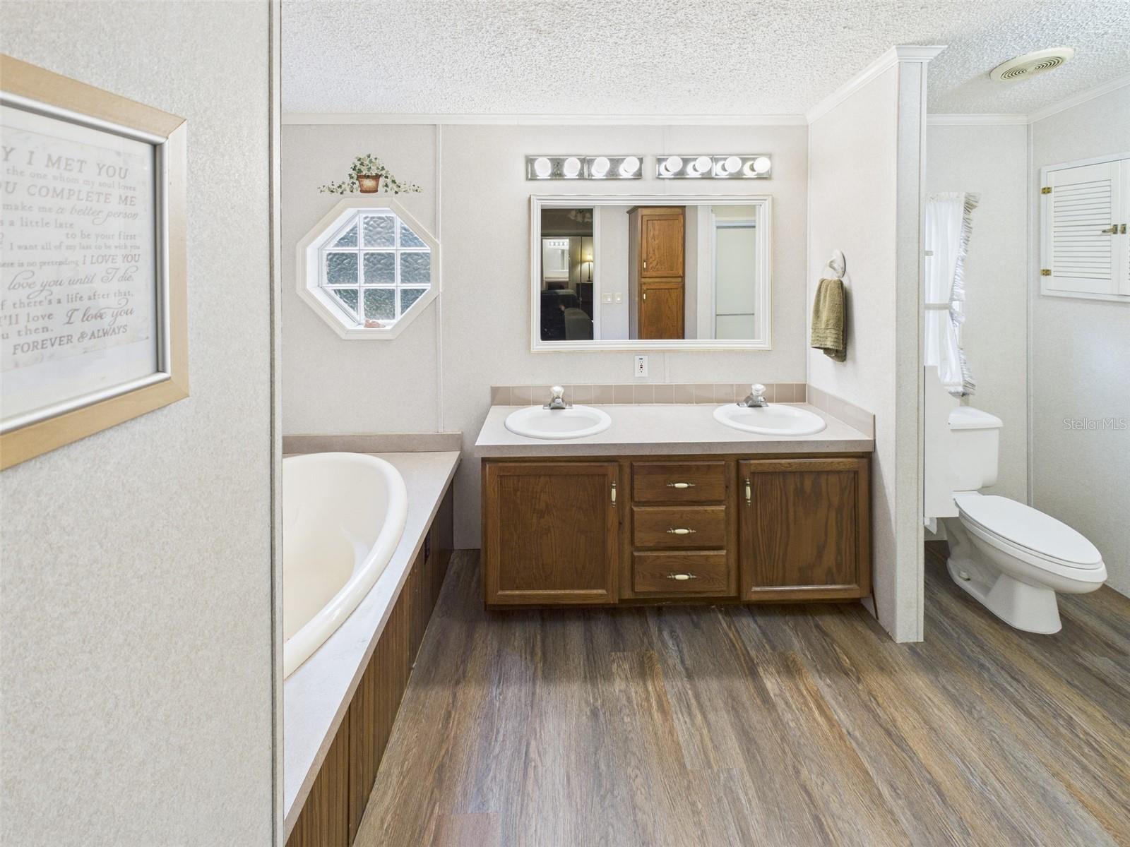 FOREST LAKES PARK BIG STEEP LAKE - Residential