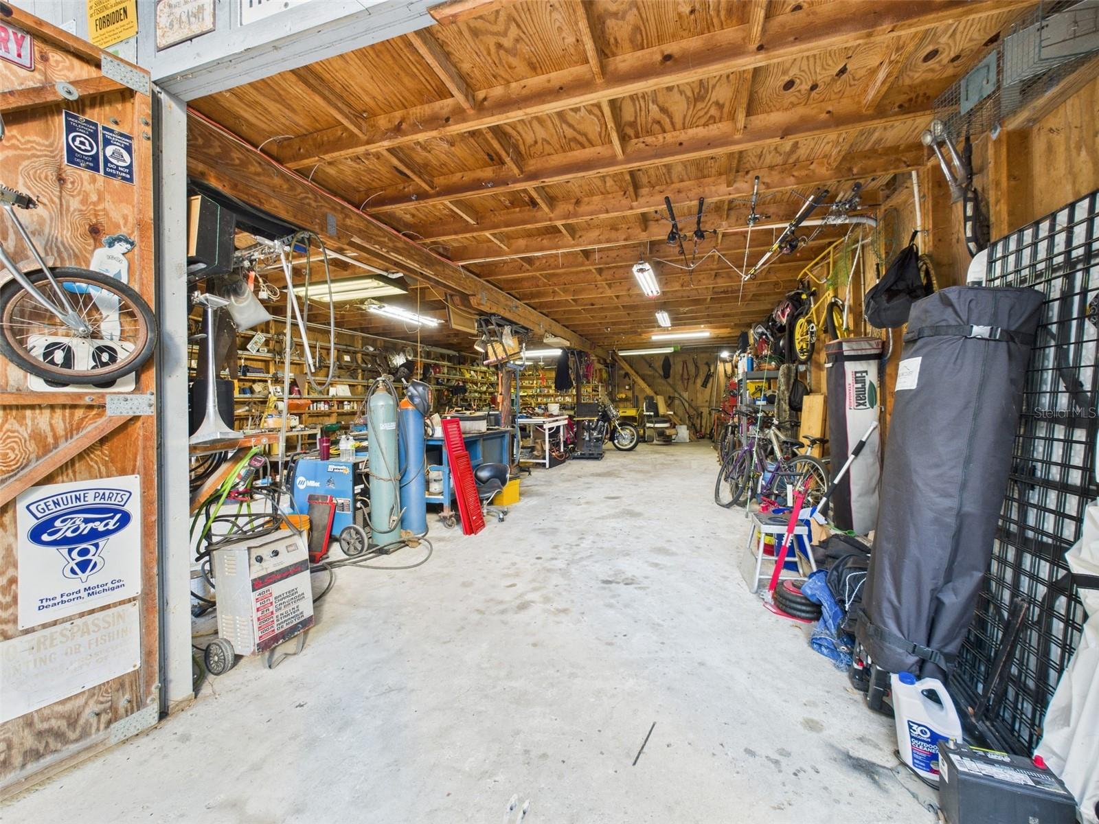 FOREST LAKES PARK BIG STEEP LAKE - Residential