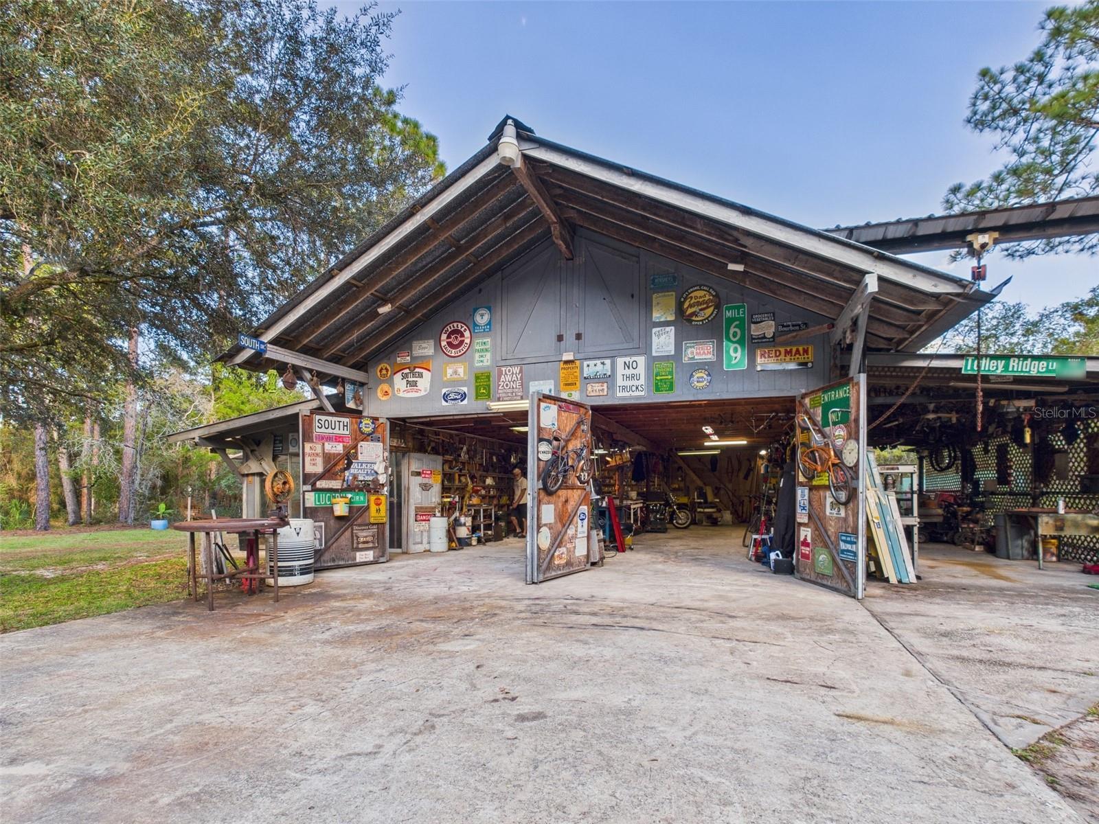 FOREST LAKES PARK BIG STEEP LAKE - Residential