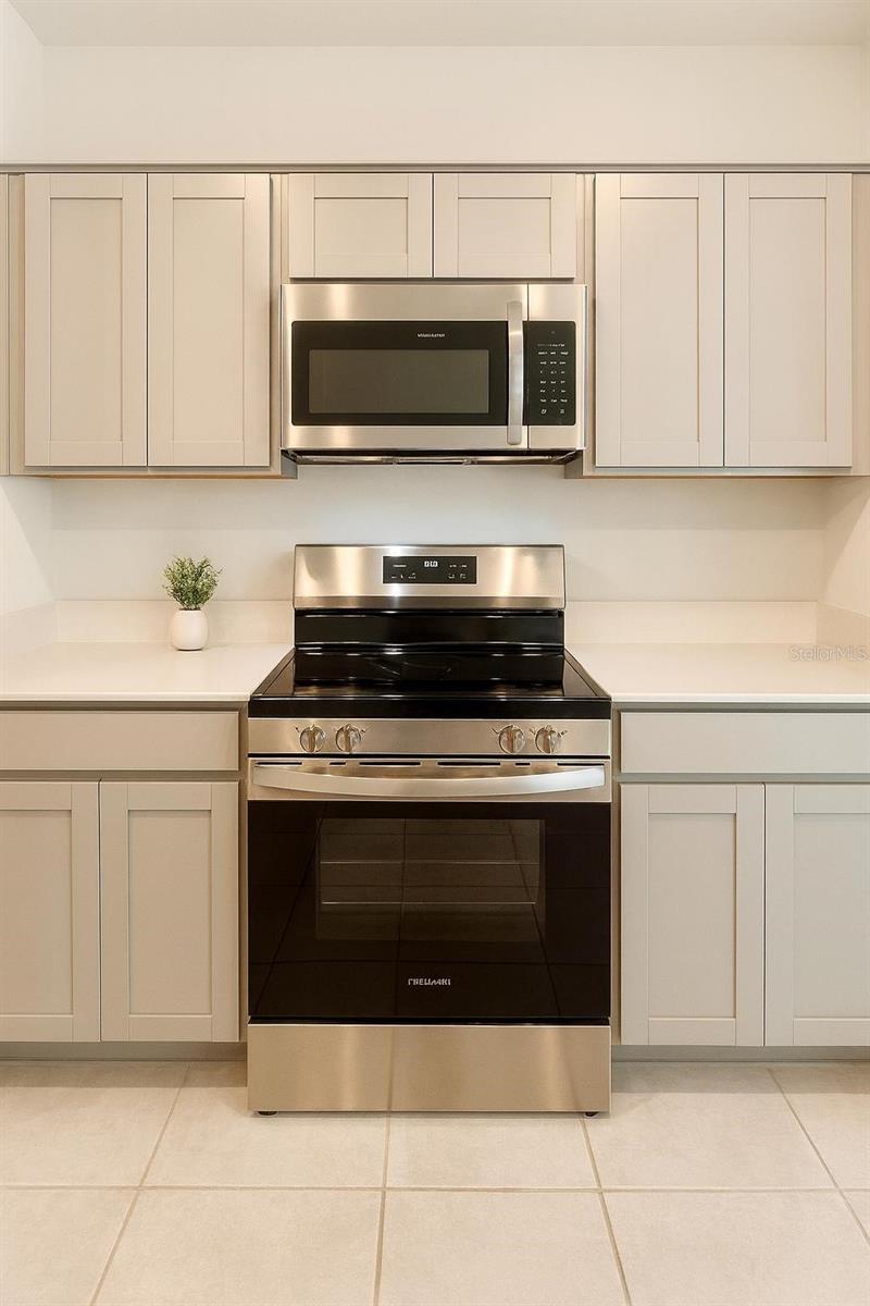 PEACE CRK RESERVE - Residential Lease