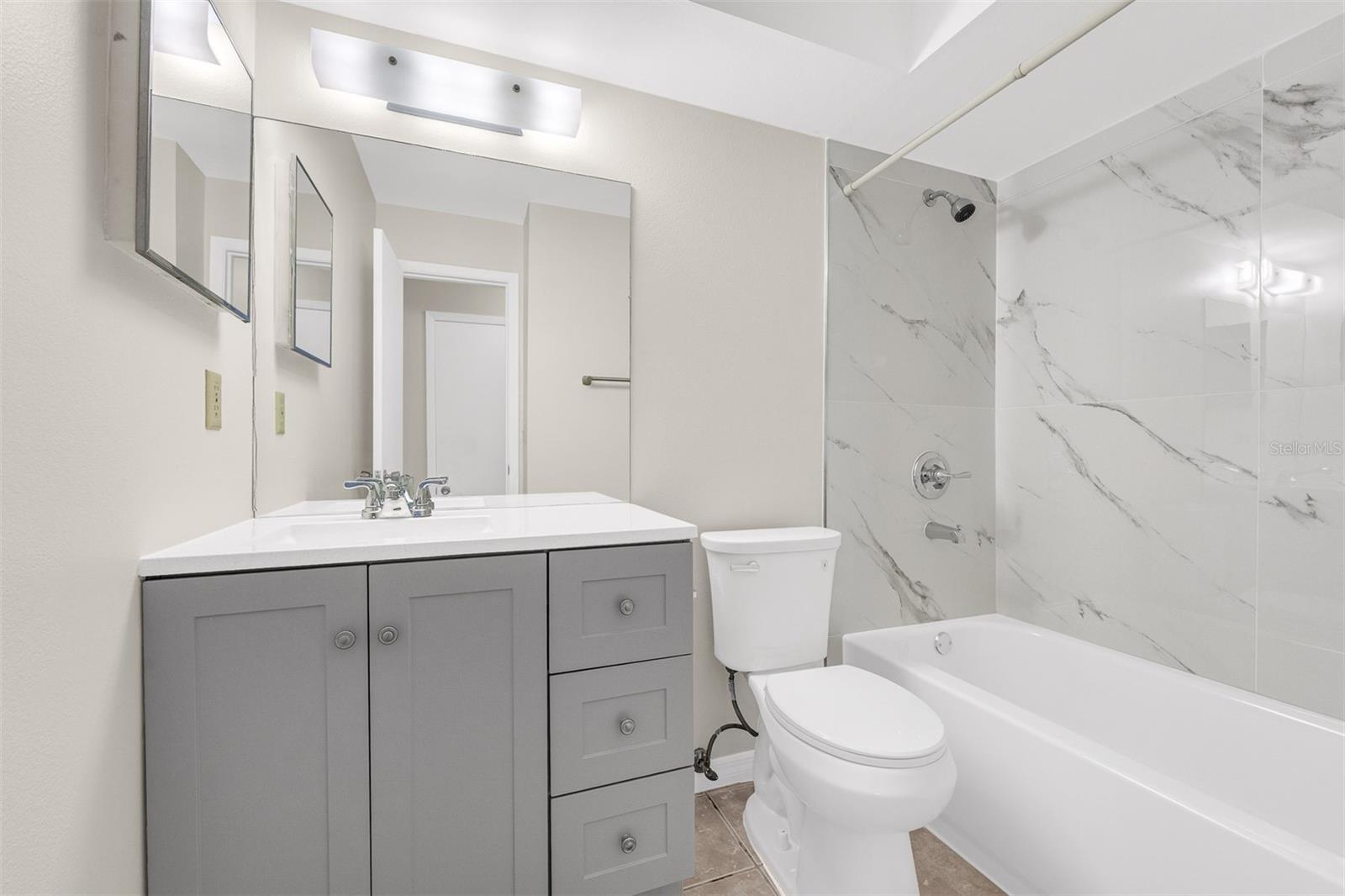 ALTALOMA HEIGHTS - Residential Lease