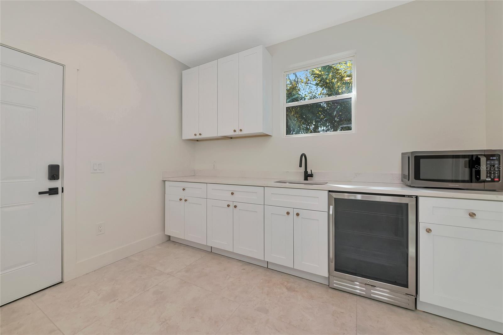 RIVERVIEW CONTINUED - Residential