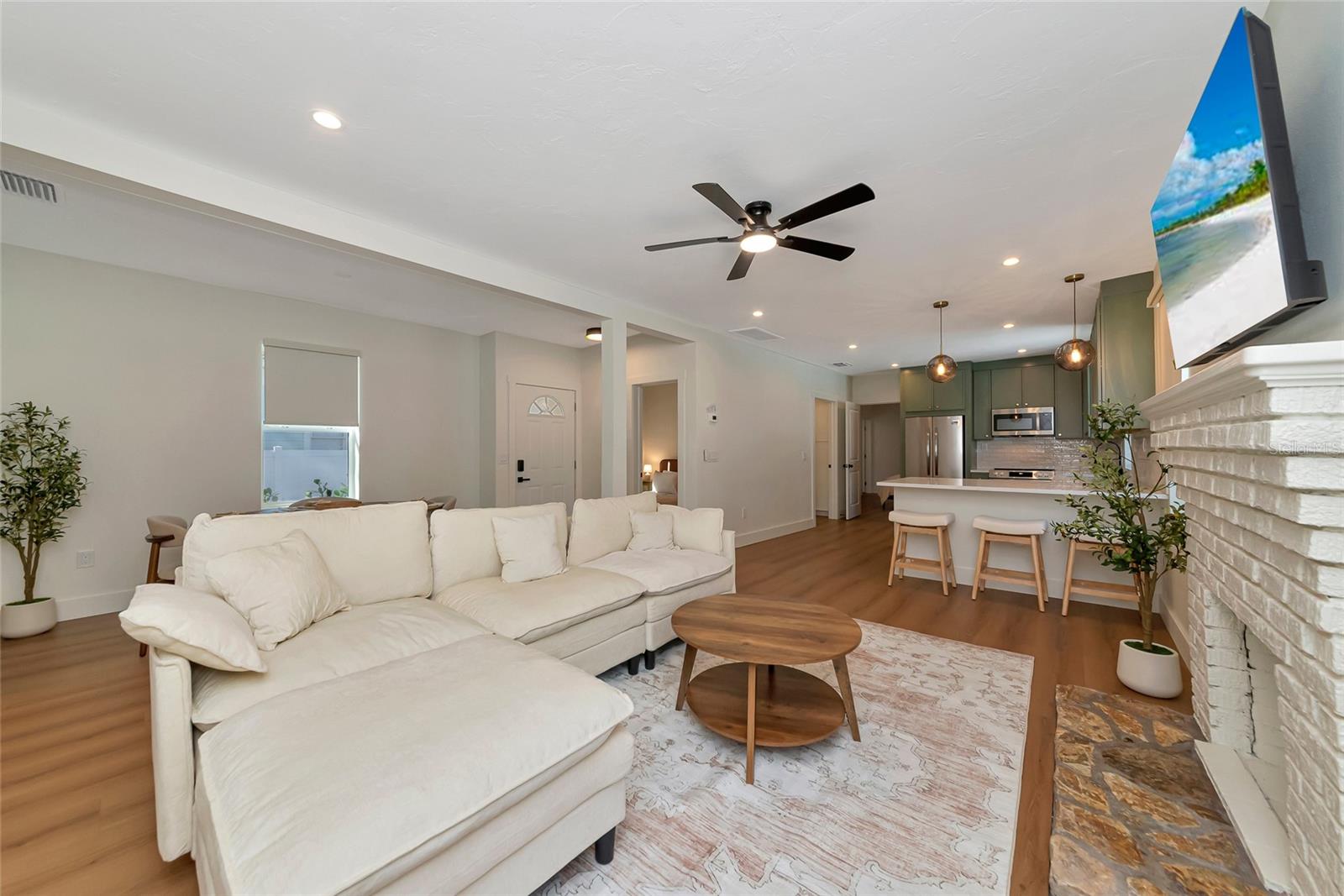 RIVERVIEW CONTINUED - Residential