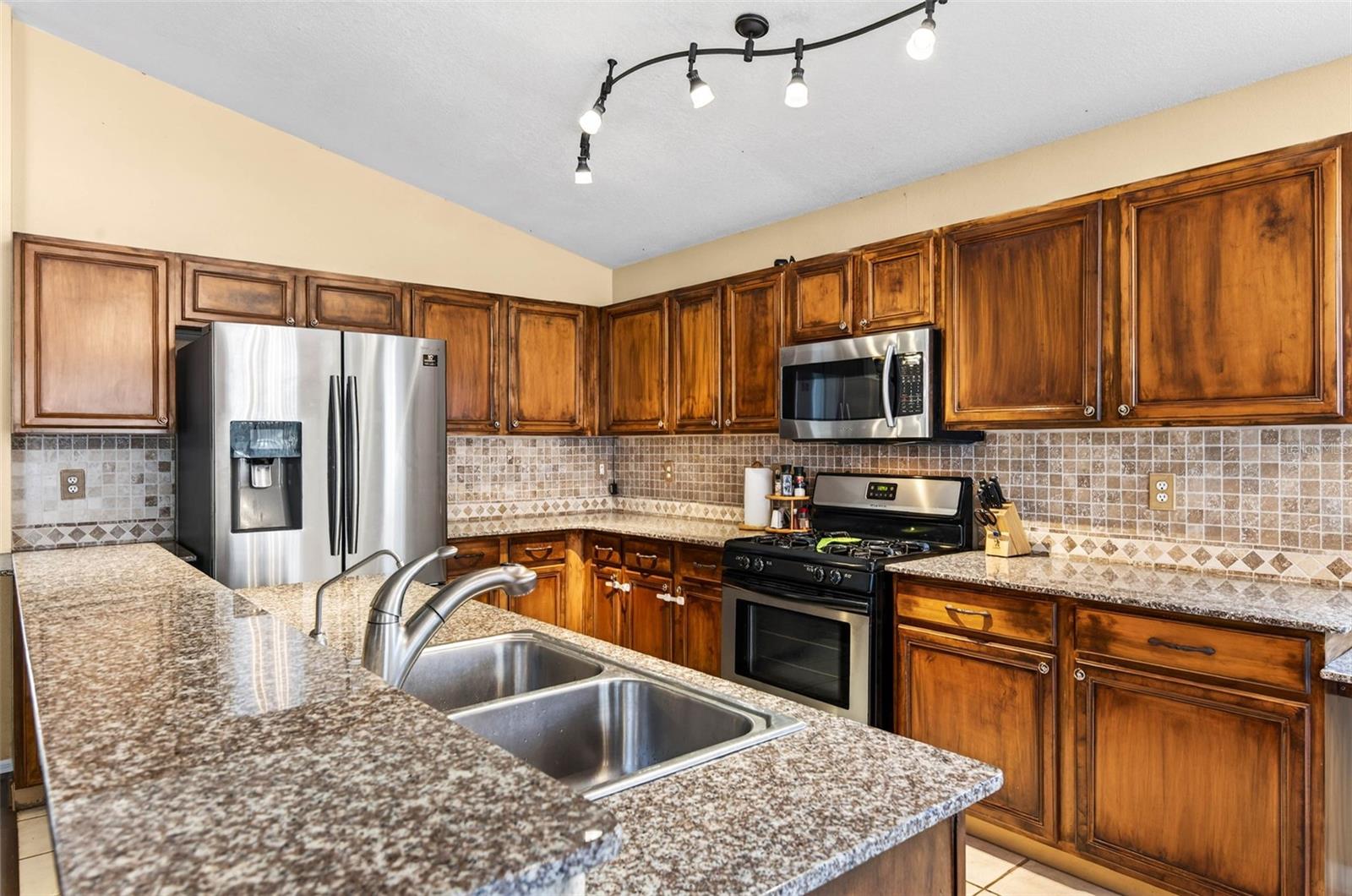 MEADOW POINTE PRCL 08 - Residential