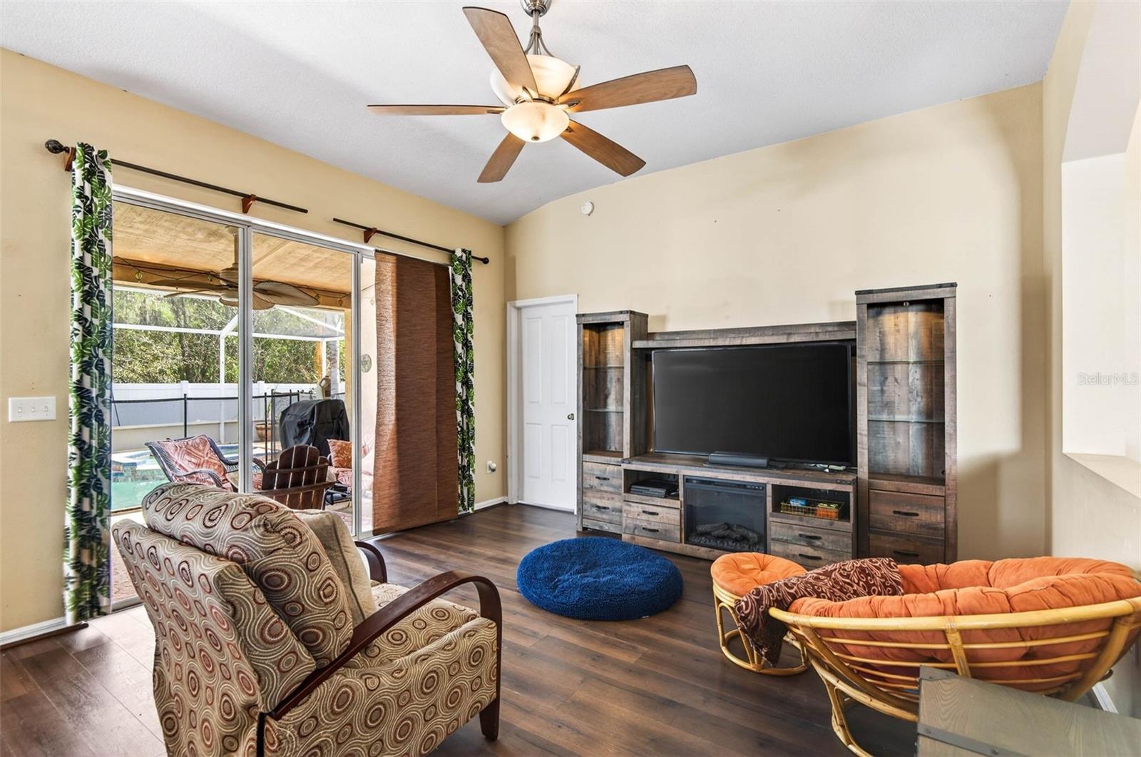 MEADOW POINTE PRCL 08 - Residential