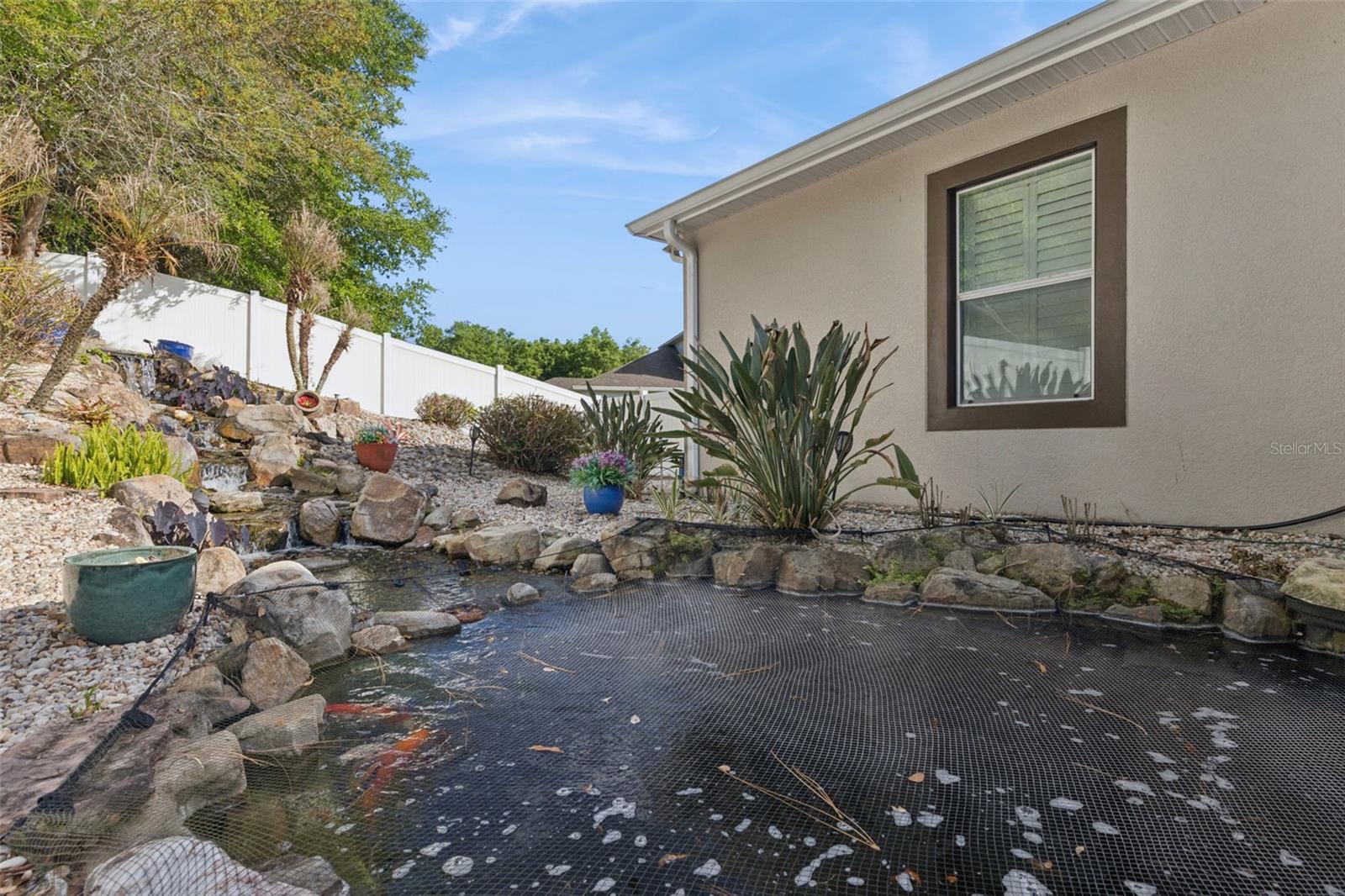 1692 BLUE GRASS BOULEVARD